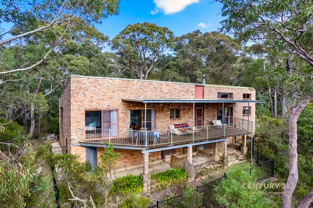 Bullaburra 3 Bedroom PRIVATE DUAL LIVING PROPERTY ON ACREAGE