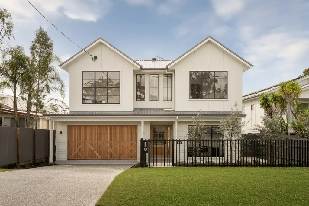 Wavell Heights 5ਬੈੱਡਰੂਮ STUNNING NEW BUILD - NORTH FACING BACK YARD !