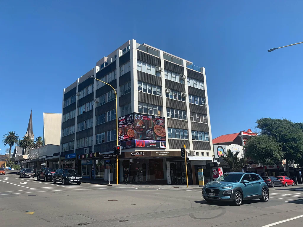 New Plymouth Central Office & Retail Options in the Devon Centre.