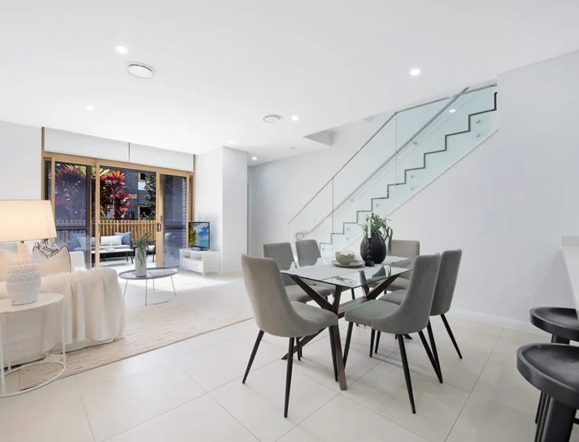 G87/37 Rothschild Avenue, Rosebery, Eastern Suburbs, 4 rūma, 3 rūma horoi, Townhouse