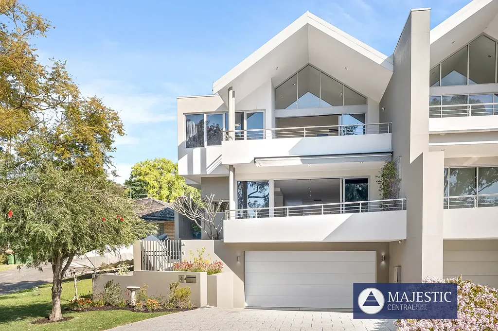 4B Leverburgh Street, Ardross, WA 6153