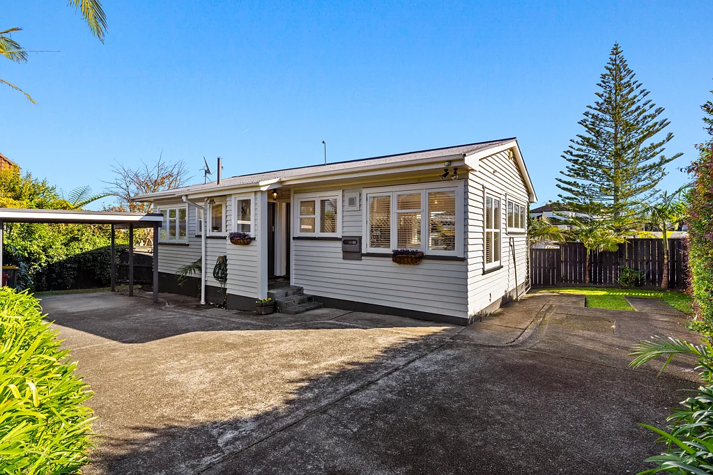 1/15 Stanley Avenue, Milford, North Shore City, Auckland