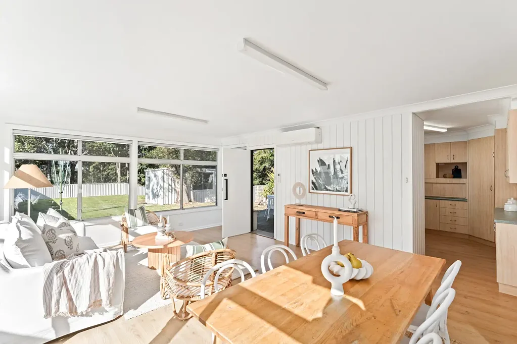 Helensburgh 3Zimmer Peaceful Family Living with Elevated Bush Outlook