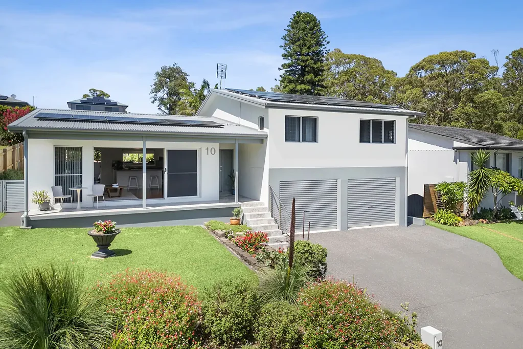 10 Merindah Avenue, Green Point, NSW 2251
