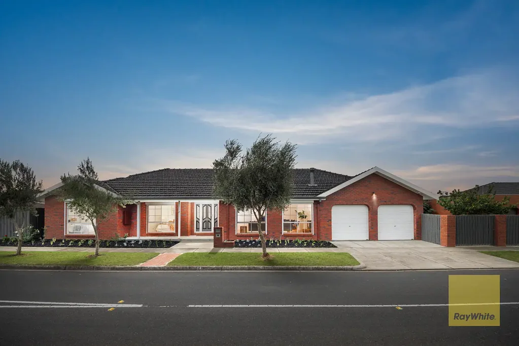 34 Lake Boga Avenue, Deer Park, VIC 3023