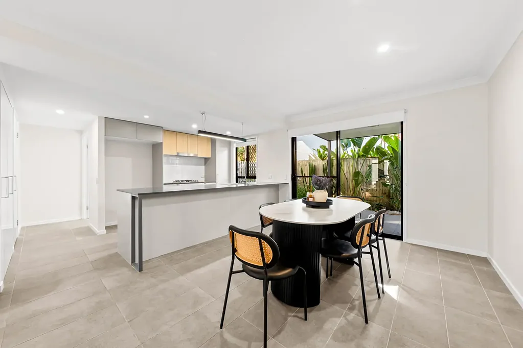 Coopers Plains 3Kwarto Modern Townhouse Living in a Prime Coopers Plains Location