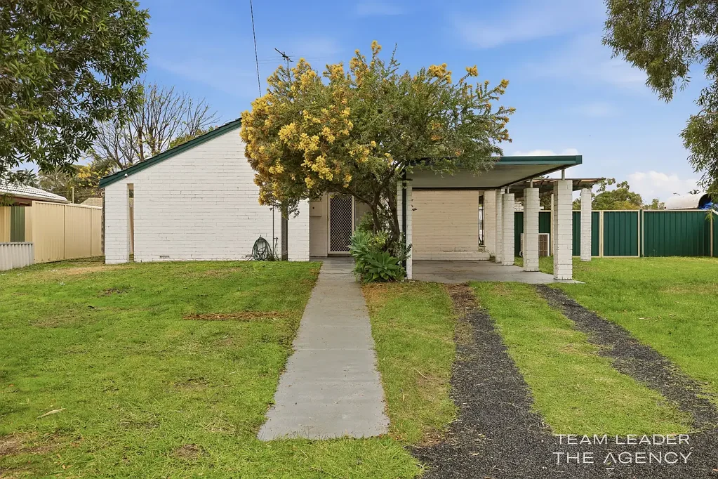 Pinjarra 3 Slaapkamer Move In, Invest or Renovate – The Choice Is Yours!