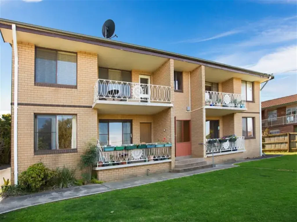 Centrally Located Renovated Ground Floor Apartment