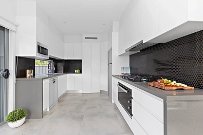 8/6-8 De Meyrick Avenue, Casula, NSW 2170, 3 slaapkamers, 3 badkamers, House