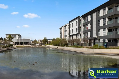 Lightsview 2ਬੈੱਡਰੂਮ Modern Ground Floor Apartment with Lake Views & Convenient Living