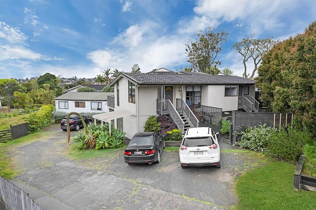 9 & 9A Sherie Place, Howick, Manukau City