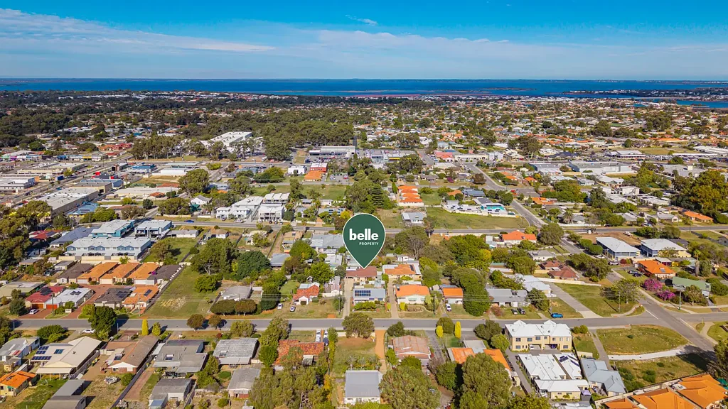 Mandurah 3침실 Practical living, perfect location.