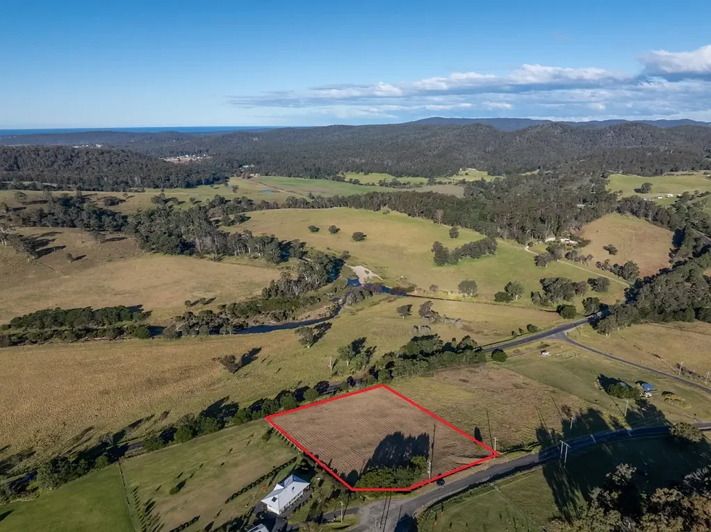 Lochiel A BREATH OF FRESH COUNTRY AIR