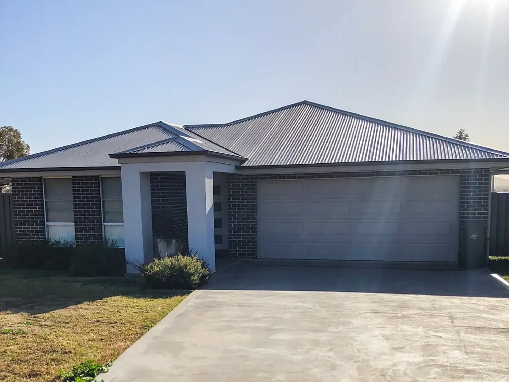 Beautifully Presented 4-Bedroom Home in Family-Friendly Location