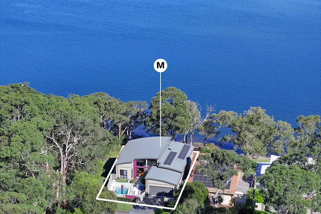 Mirrabooka 5ਬੈੱਡਰੂਮ Architectural designer home on sugar bays finest point