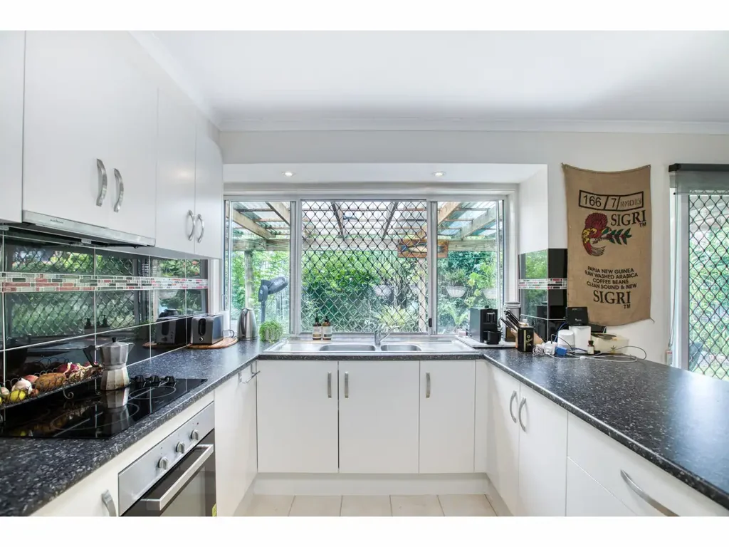 4 Bedroom Duplex in a Peaceful Oasis