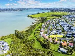 24 Silverton Avenue, Waiotaiki Bay