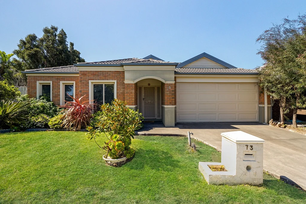 73 Viewgrand Drive, Berwick, VIC 3806