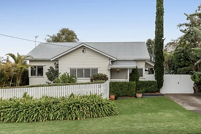 Mount Lofty 3ਬੈੱਡਰੂਮ Renovated Character Home + Studio + Awesome Location!