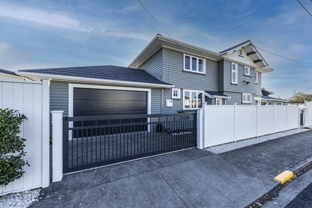 Strandon 3房  Central estate with multiple options