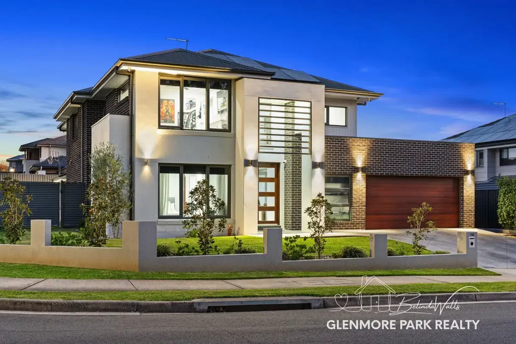 Glenmore Park 5غرفة نوم Luxurious Family Living at Its Finest