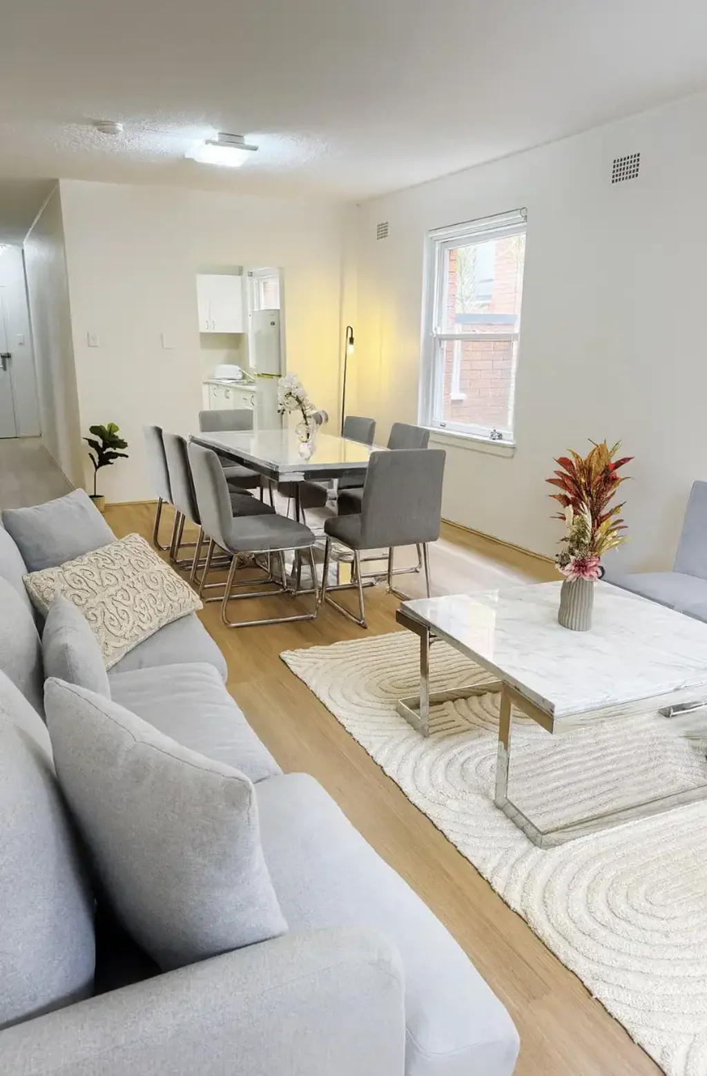 Sunlit 3‑Bedroom Unit
