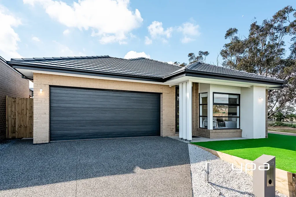 17 Vega Road, Sunbury, VIC 3429