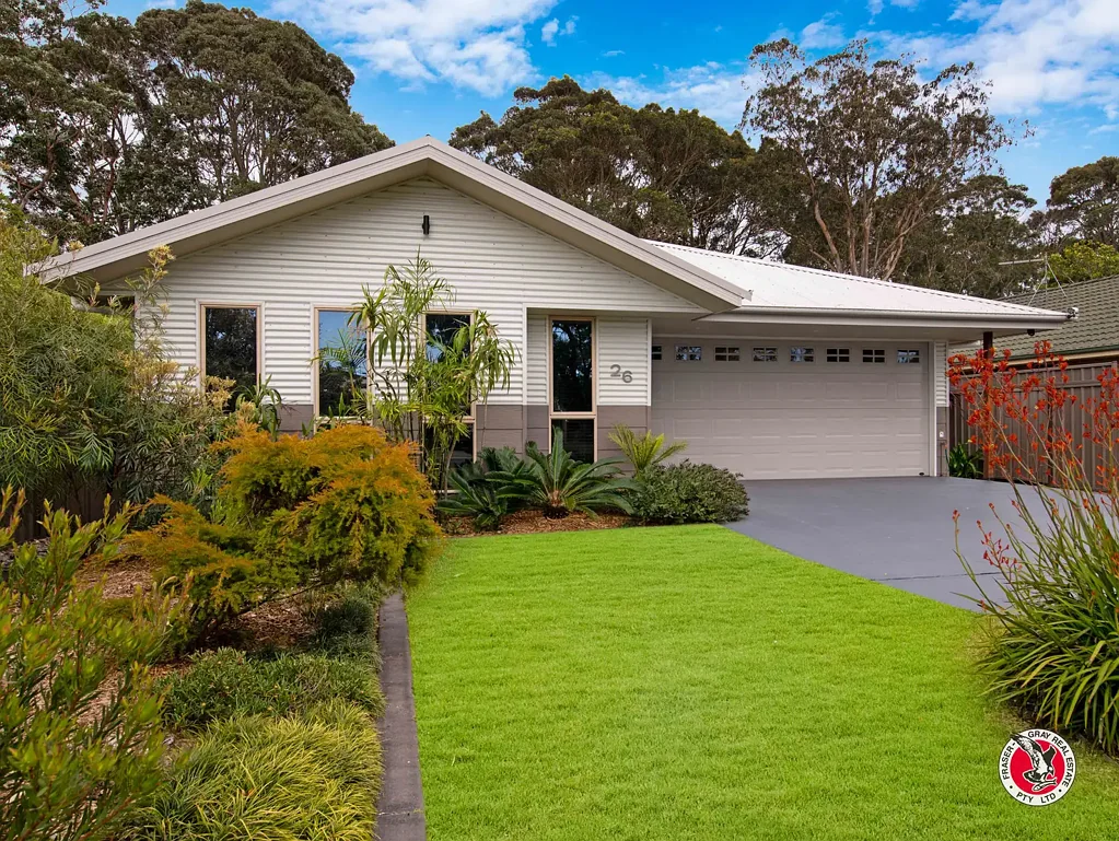 26 Yarralumla Crescent, Tomakin, NSW 2537