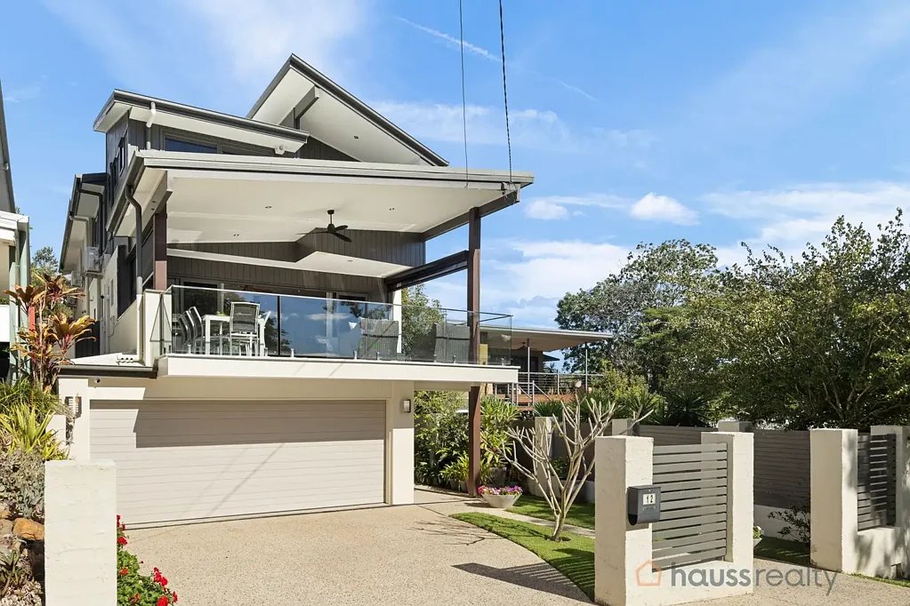 Corinda 5chambre Elevated Luxury with Space, Style & Effortless Family Living