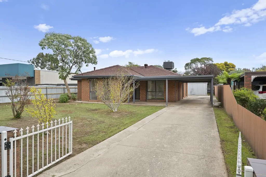 102 Clarke Street, Benalla, VIC 3672