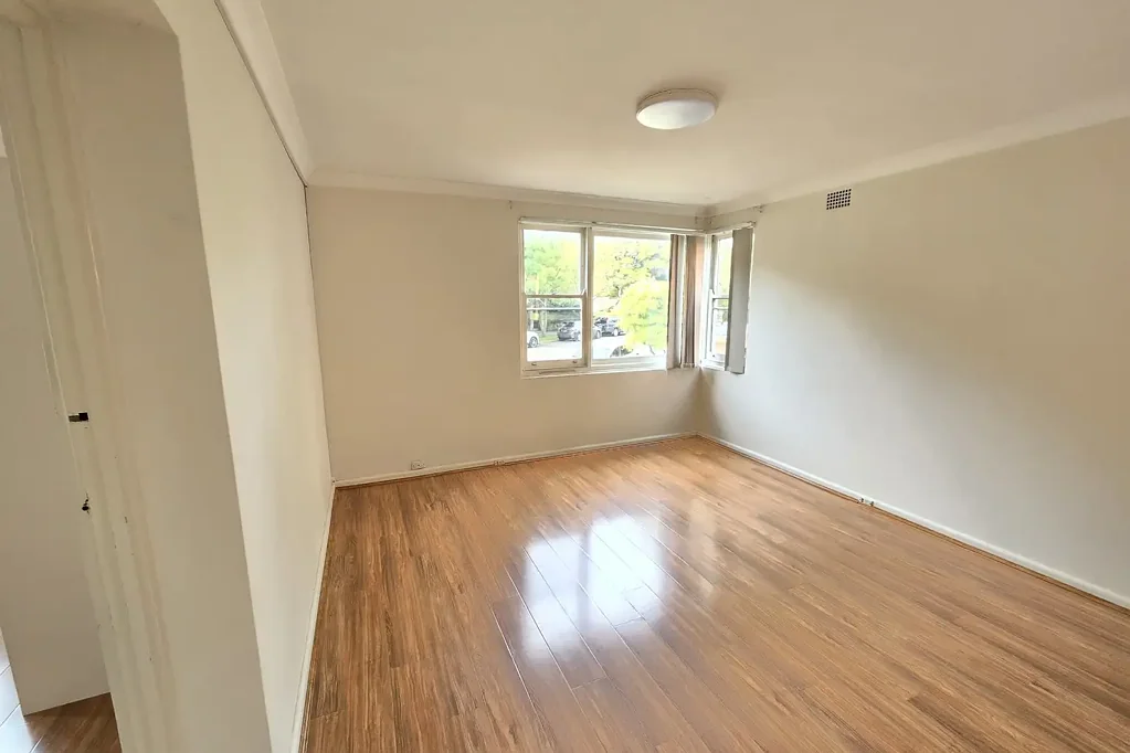 One Bedroom Apartment