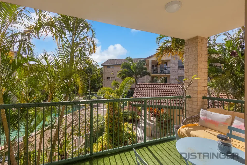 Tweed Heads 2房  ENJOY THE OCEAN BREEZE – 800m to Kirra Beach
