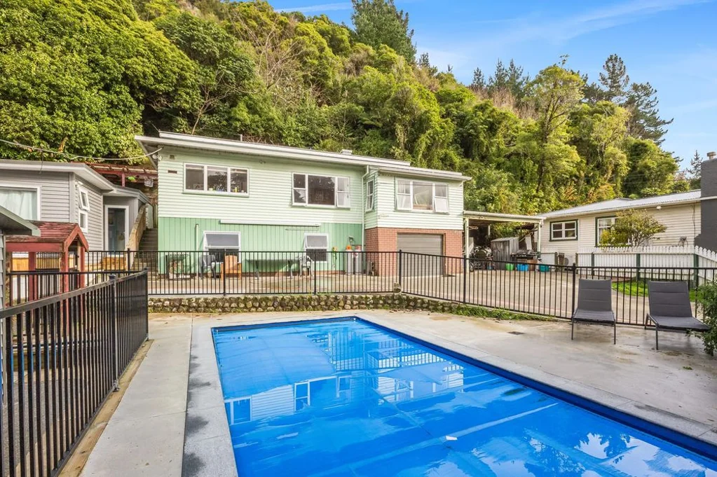Wainuiomata 5બેડરૂમ The Ultimate Family Setup