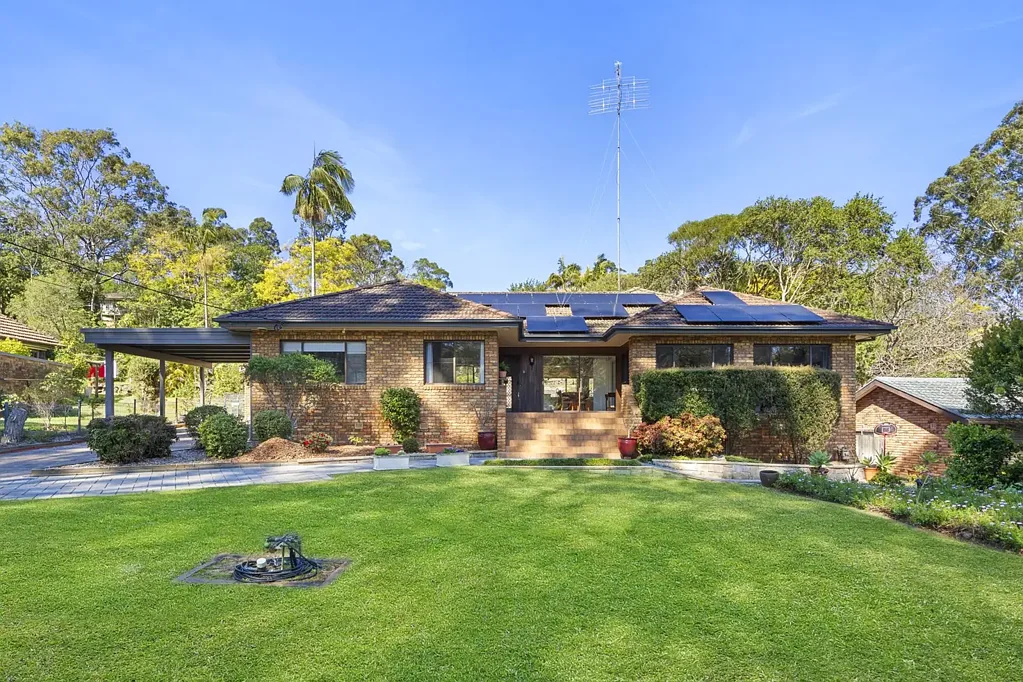 Turramurra 4Kwarto Large Block with Liveability and Future Potential