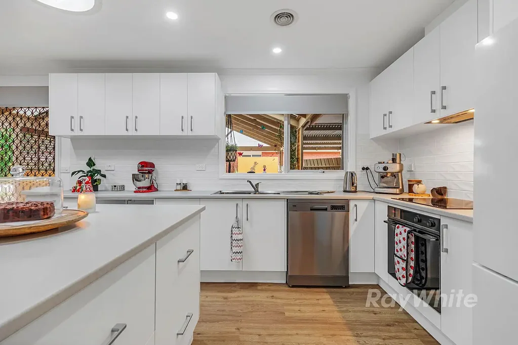 Rochester 4Habitaciones Your Dream Home - A Modern Family Oasis!