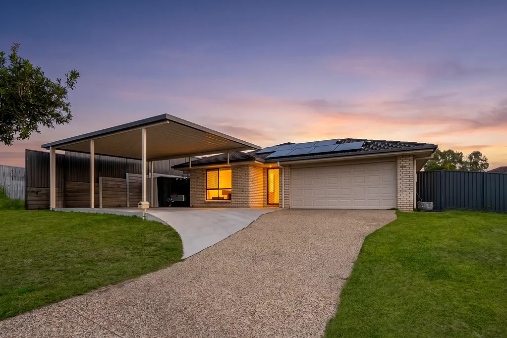 Pimpama 4침실 Big Backyard. Extra Vehicle Space. Endless Family Possibilities.
