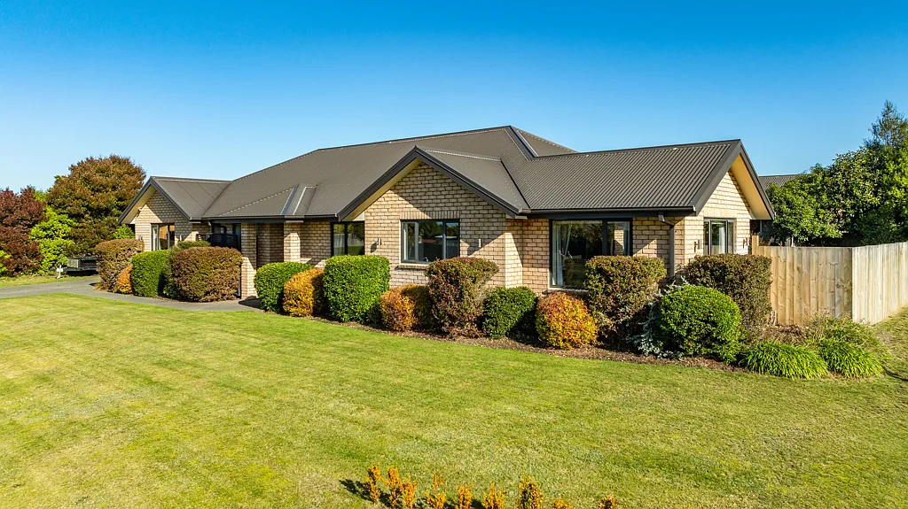 Rolleston 4બેડરૂમ The Location You've Been Waiting For!