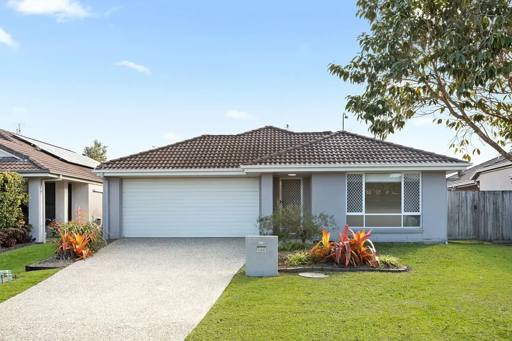 Sippy Downs 4 Bedroom Family Comfort Meets Convenience - Ideal for Investors, First Home Buyers & Growing Families - REF: 4345