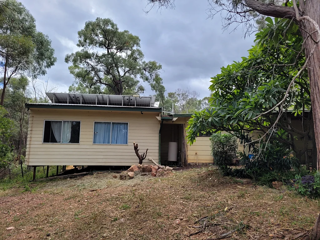 44 DIGGERS ROAD, Sapphire Central, QLD 4702