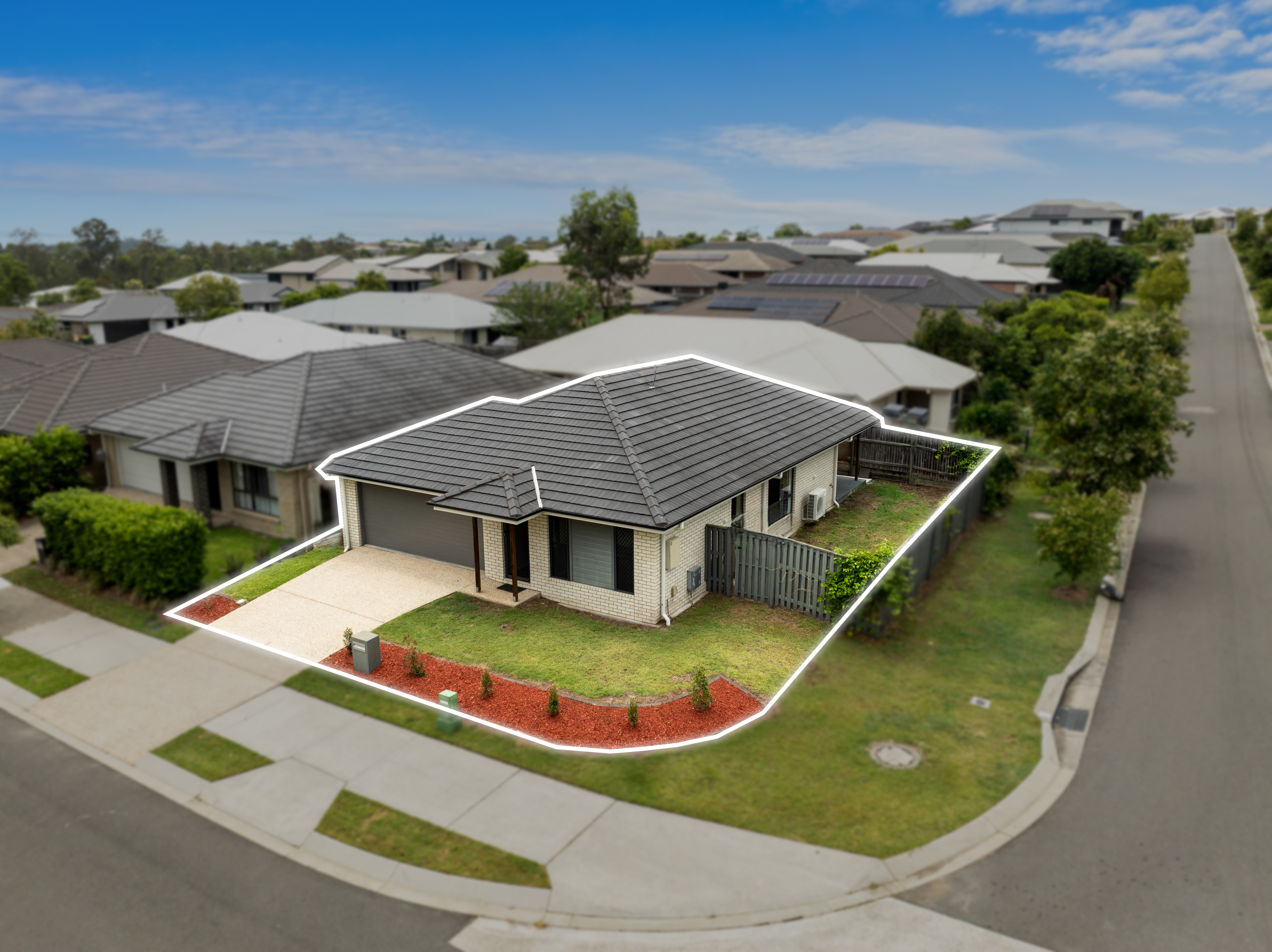 65 FANTAIL AV, REDBANK PLAINS QLD 4301, 0 chambres, 0 salles de bain, House