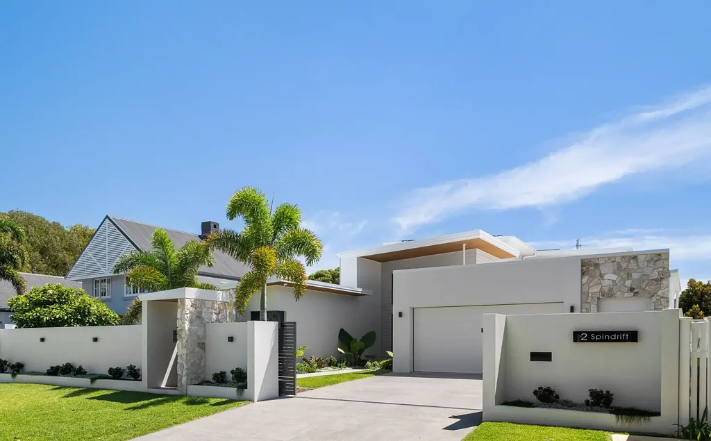 Bokarina 5房  BLISSFUL BEACHSIDE LIVING IN BOKARINA – WAKE TO THE SOUND OF THE WAVES