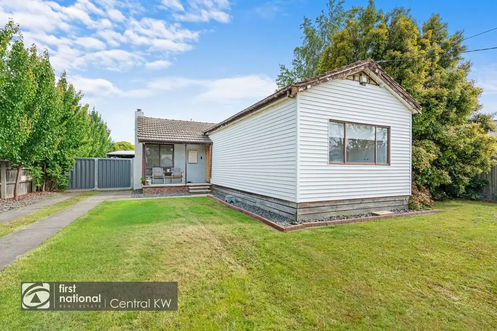 Traralgon 3房  “Dual Income West End”