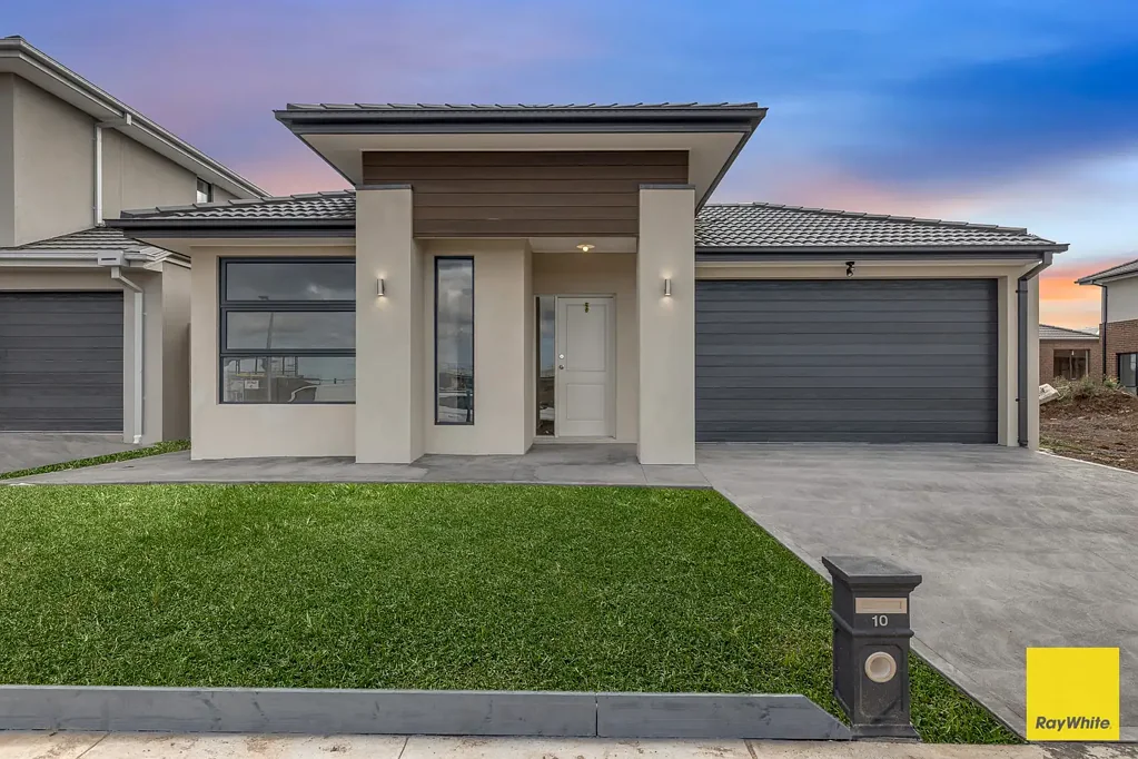 STUNNING BRAND NEW RESIDENCE FOR RENT - IDEAL FOR FAMILIES !!
