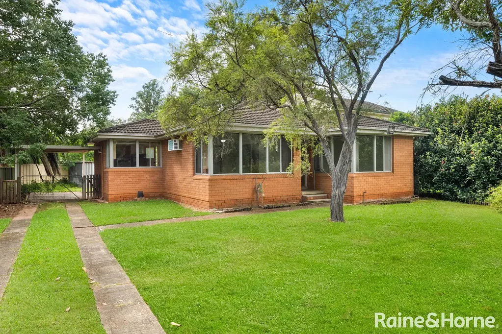 Address Withheld, Hobartville, NSW 2753