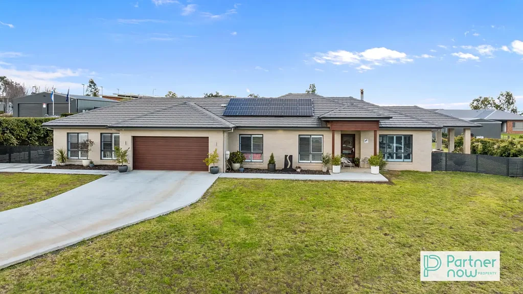 Tamworth 4 Bedroom Dual Living with Internal Self-Contained Unit