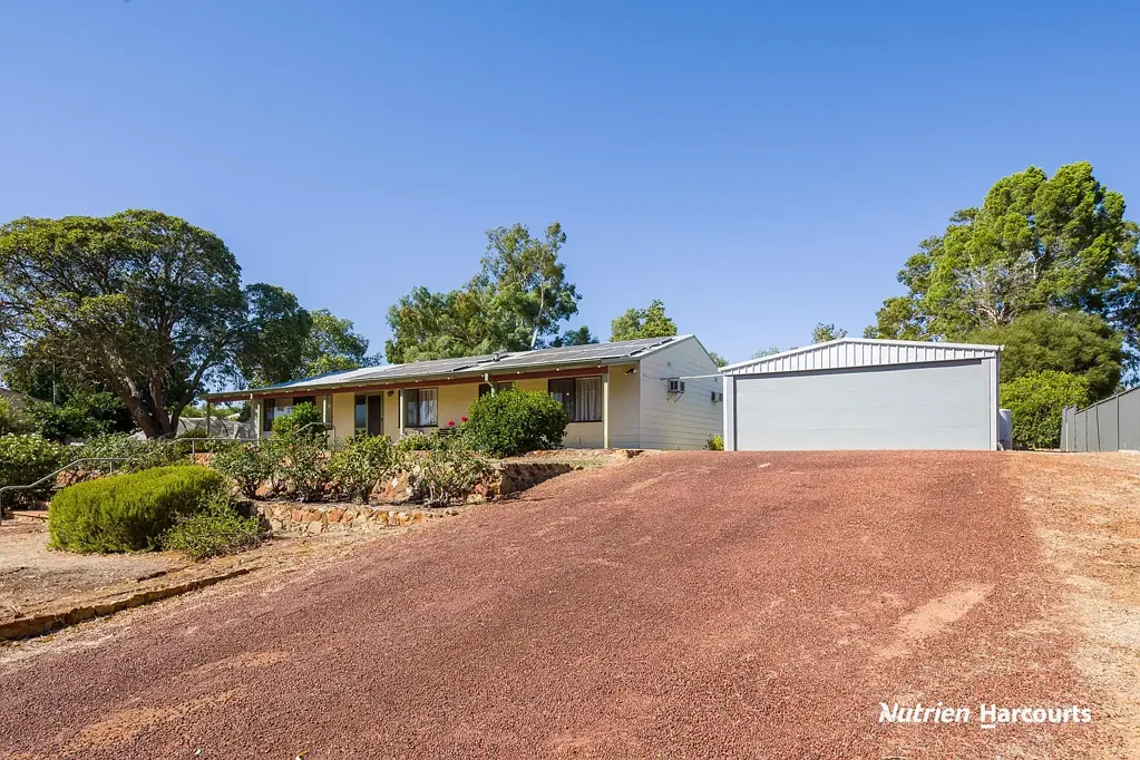 Gingin 3房  A Well Loved Home with a Beautiful Feel