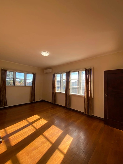 Great Location In Mt Roskill