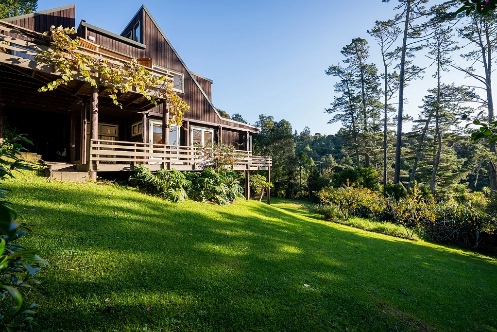 781 West Coast Road, Oratia, Waitakere City, Auckland