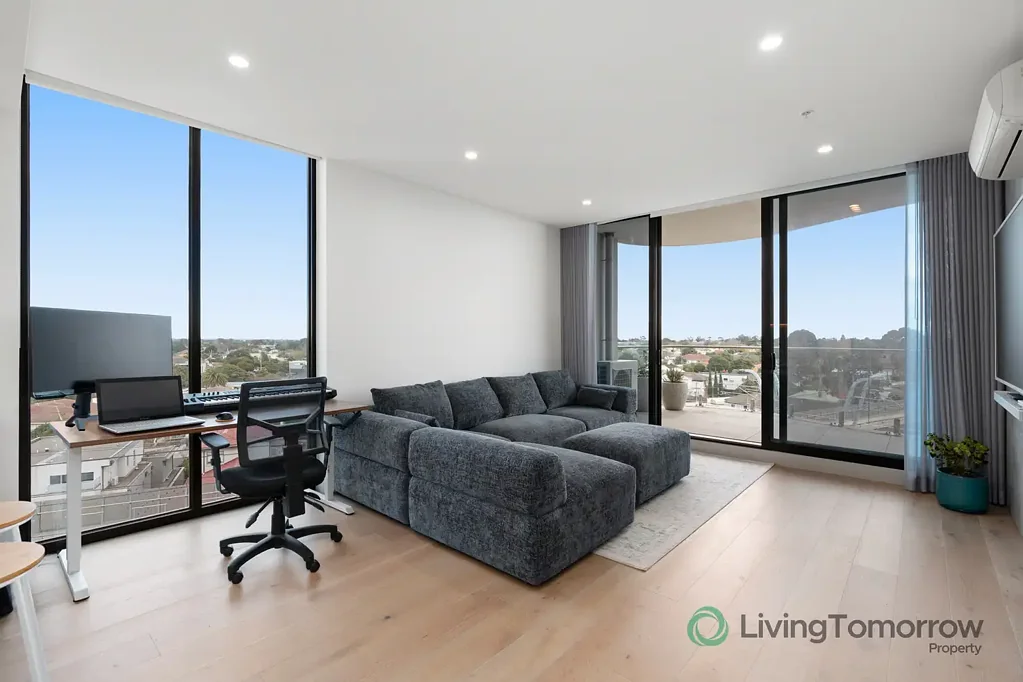 Fully Furnished 2B2B1C Apartment with Stunning City Skyline Views in the Heart of Carnegie