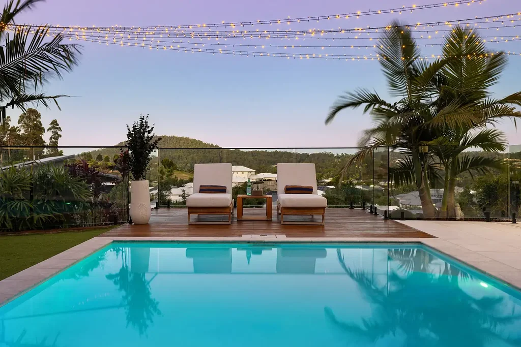 Maudsland 4Kwarto The Ultimate Entertainer with Views to Match